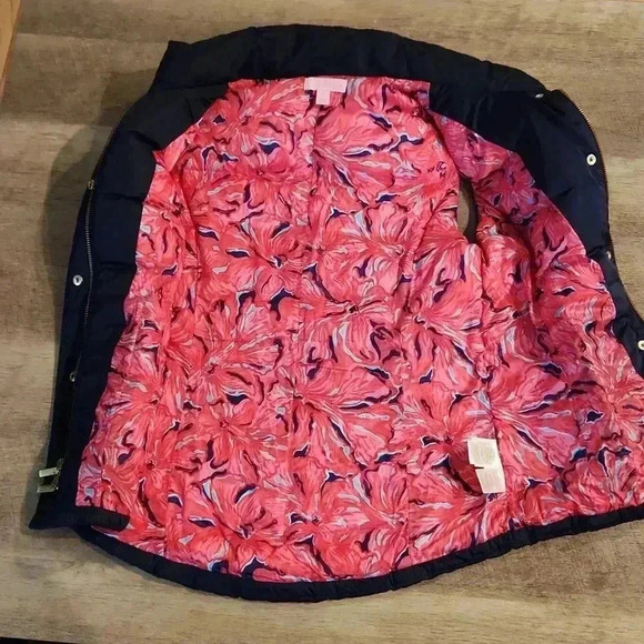 Lilly Pulitzer Down Vest Women's Size XS - Picture 3 of 8